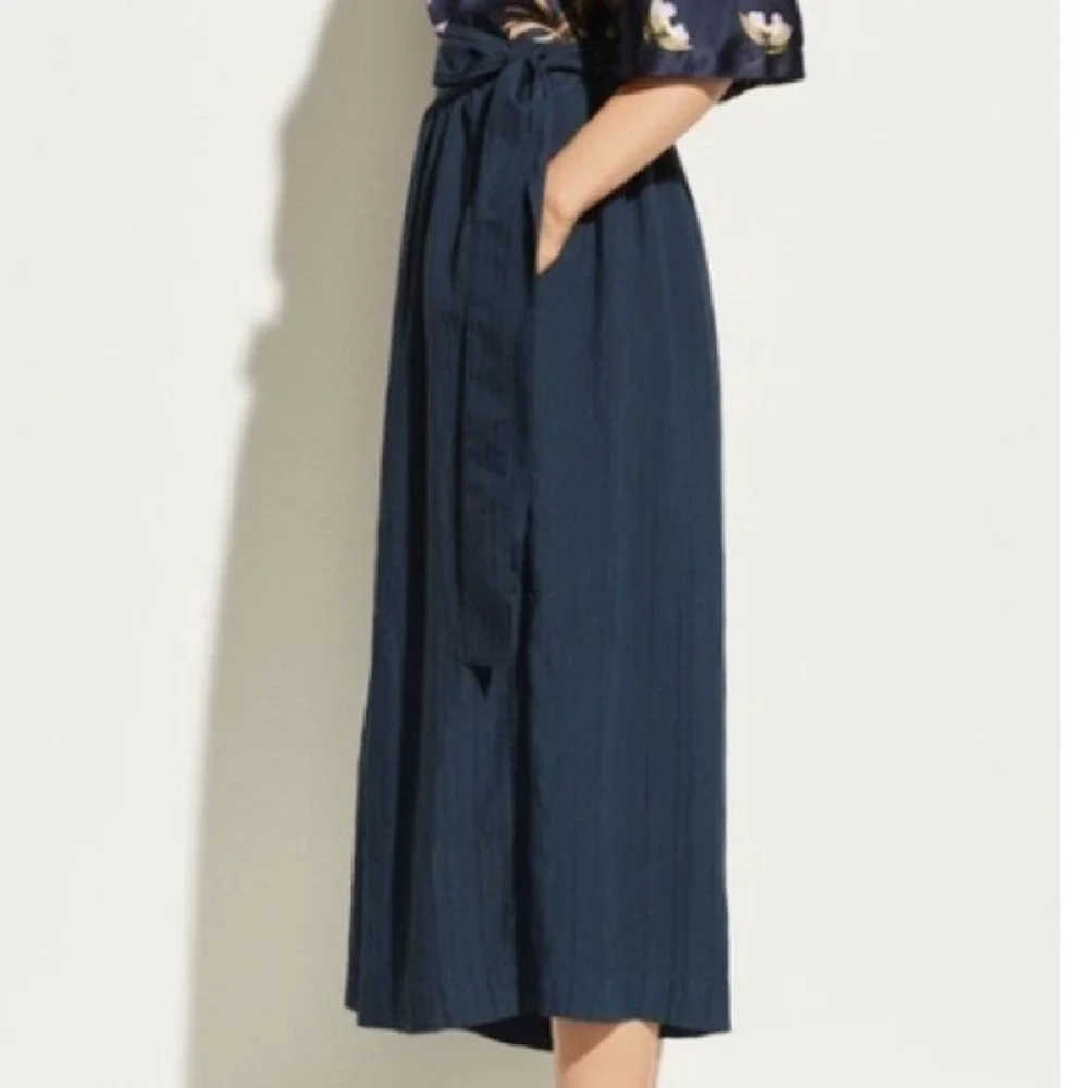 VINCE‎ Navy Pleated Side Tie Culottes Wide Leg Pants Hematite Blue Sz 4 $265 B37 - Picture 2 of 12